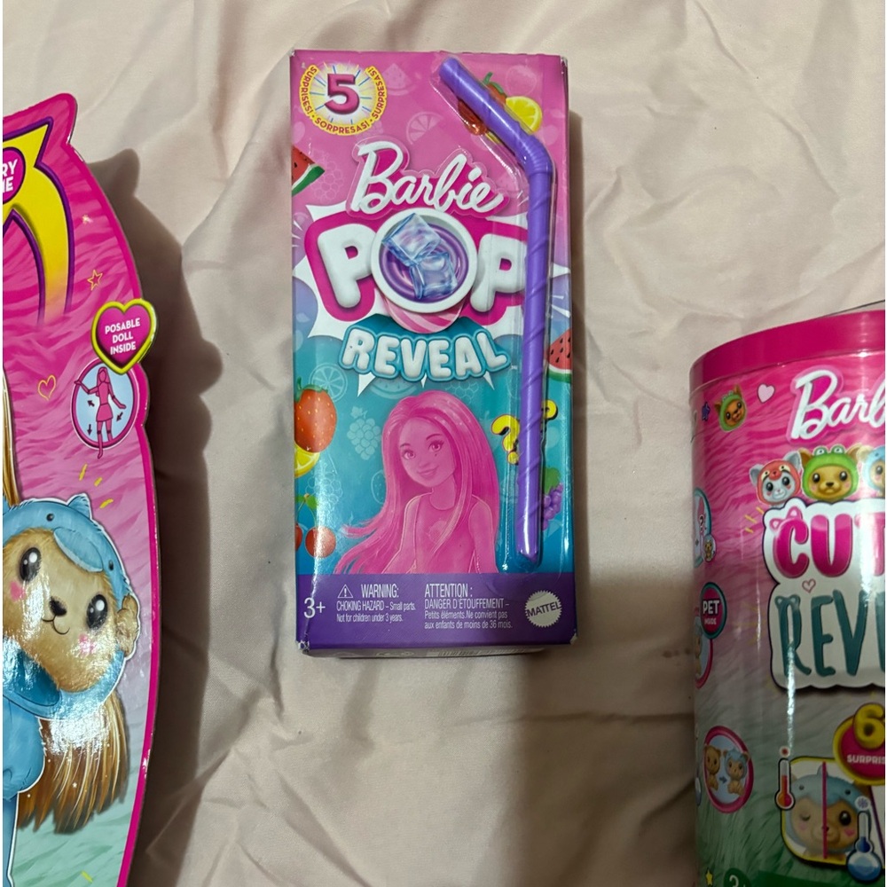 Barbie cutie reveals inside & pets
